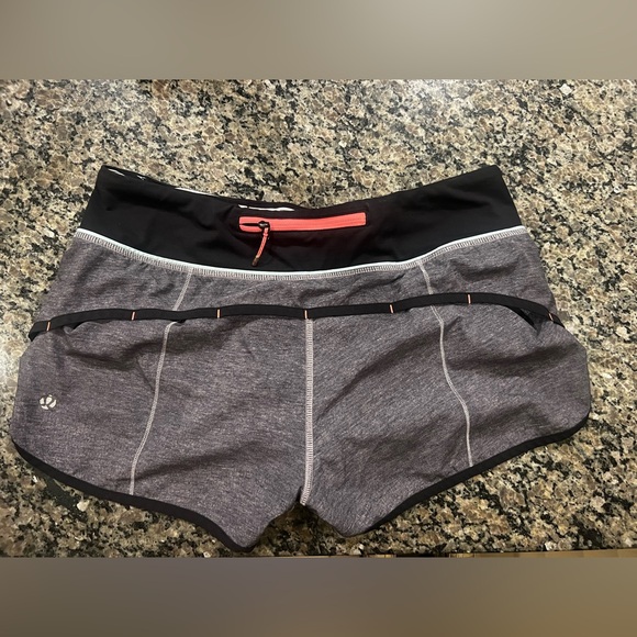 Lulu lemon running shorts speed up low rise - Picture 7 of 9